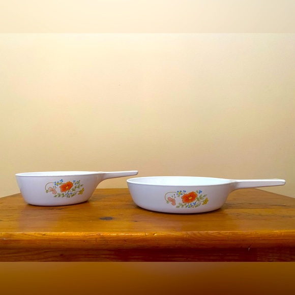 Corningware Wildflower Saucepans - Picture 1 of 13